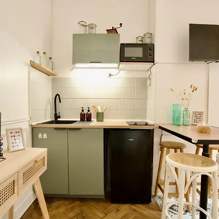 Le 38 F2 De Charme Renove Proche Vieux-marche Apartment *