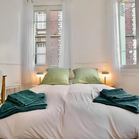 Le 38 F2 De Charme Renove Proche Vieux-marche *