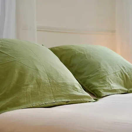 Le 38 F2 De Charme Renove Proche Vieux-marche Appartement