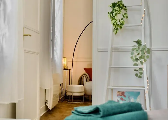 Apartment Le 38 F2 De Charme Renove Proche Vieux-marche