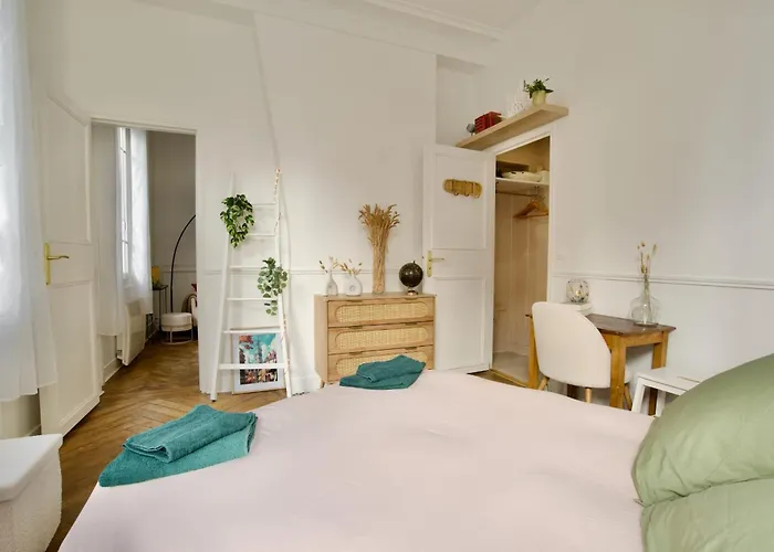 Apartment Le 38 F2 De Charme Renove Proche Vieux-marche