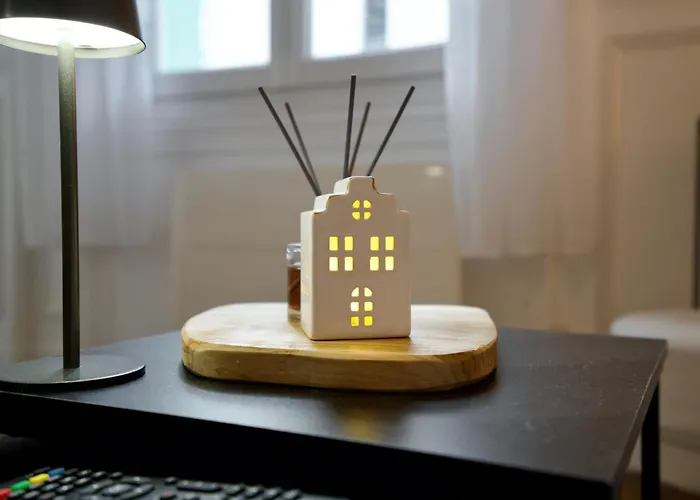 Le 38 F2 De Charme Renove Proche Vieux-marche